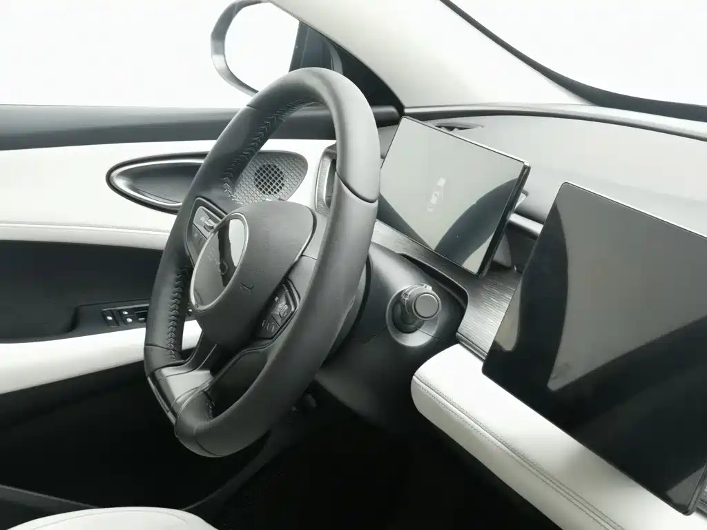 BYD Seal 05 DM-i 2025 — фото 22