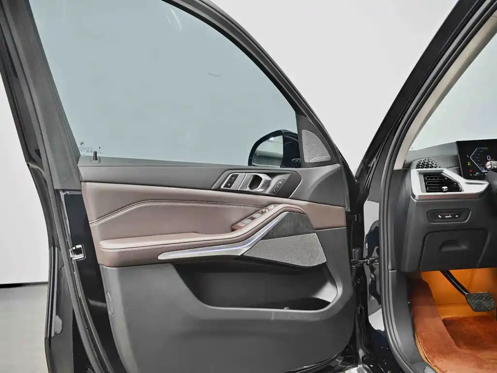 BMW X5 2024 — фото 18