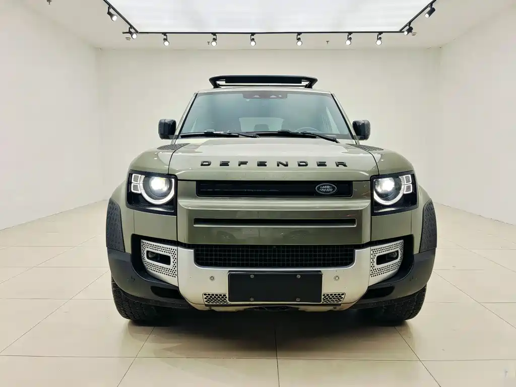 Land Rover Defender 2021 — фото 2