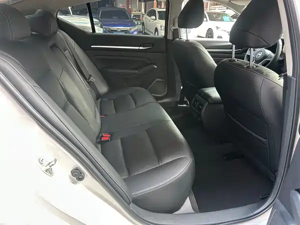Nissan Teana 2021
