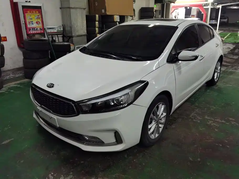 Kia K3 2016