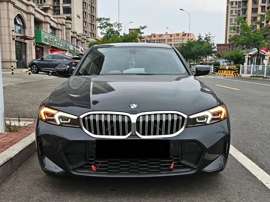 BMW 3 Series 2024