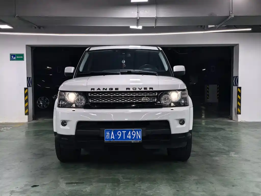 Land Rover Range Rover Sport 2013 — фото 2