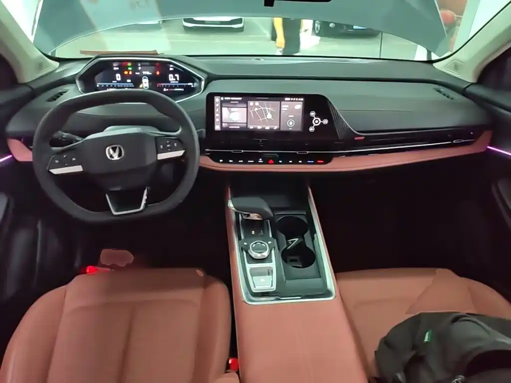 Changan CS55PLUS 2025 — фото 10
