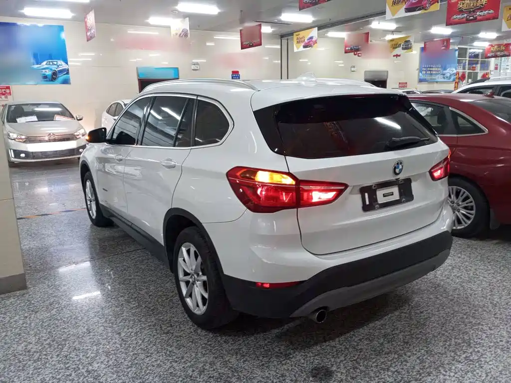 BMW X1 2017 — фото 23