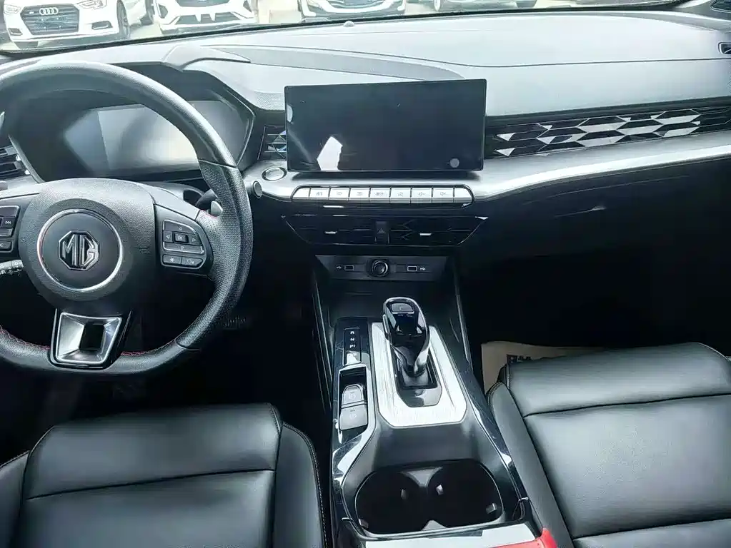 MG MG5 2020