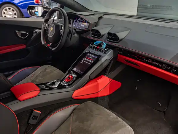 Lamborghini Huracan 2022