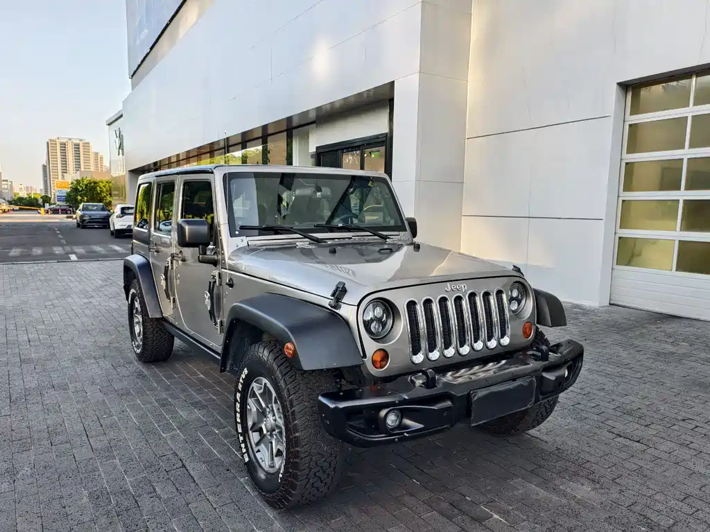 Jeep Wrangler 2014 — фото 3