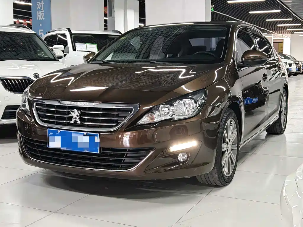 Peugeot 408 2015 — фото 1