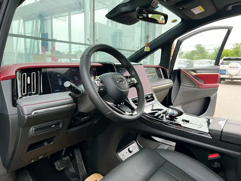 GAC Motor Trumpchi M8 2023 — фото 10