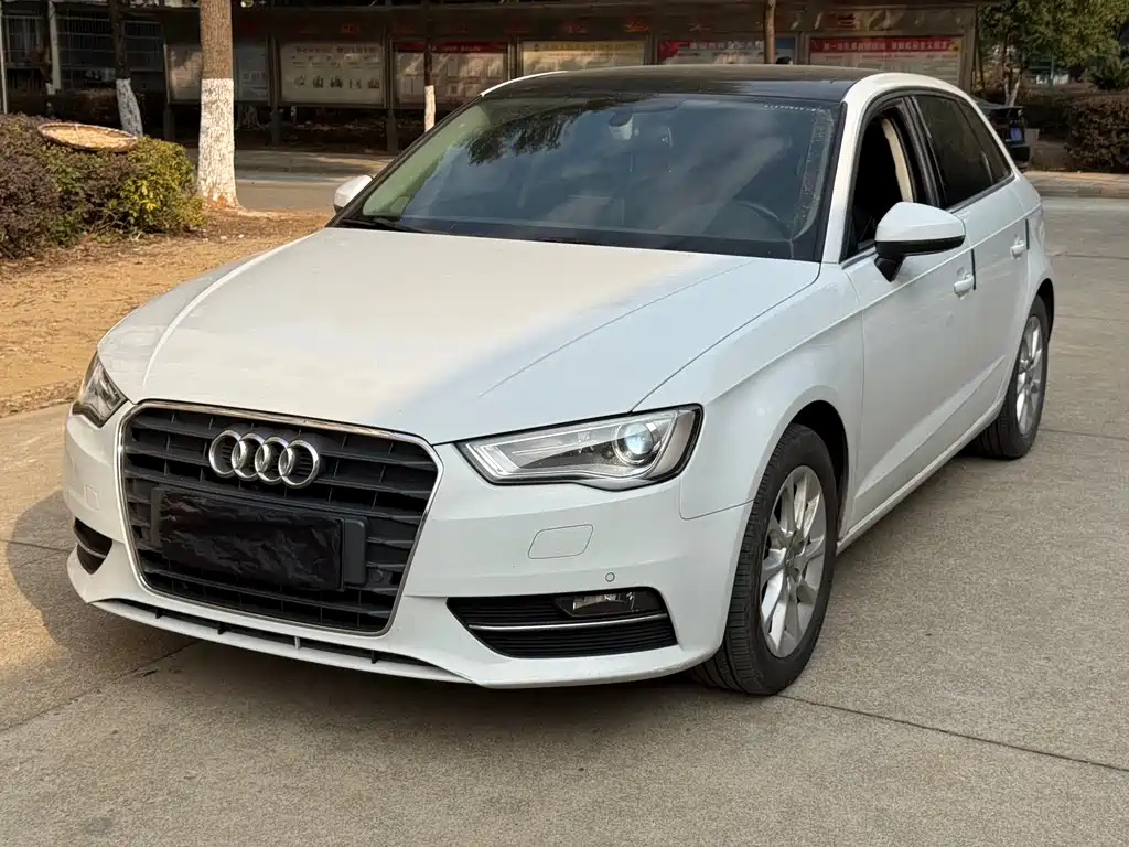 Audi A3 2017 — фото 1
