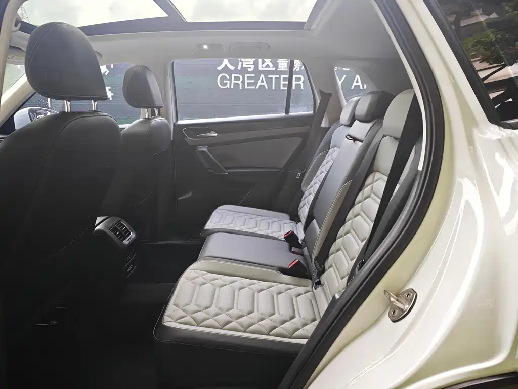 Volkswagen Tayron 2023 — фото 12