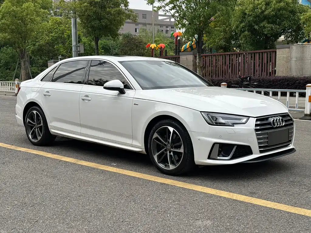Audi A4L 2019 — фото 3