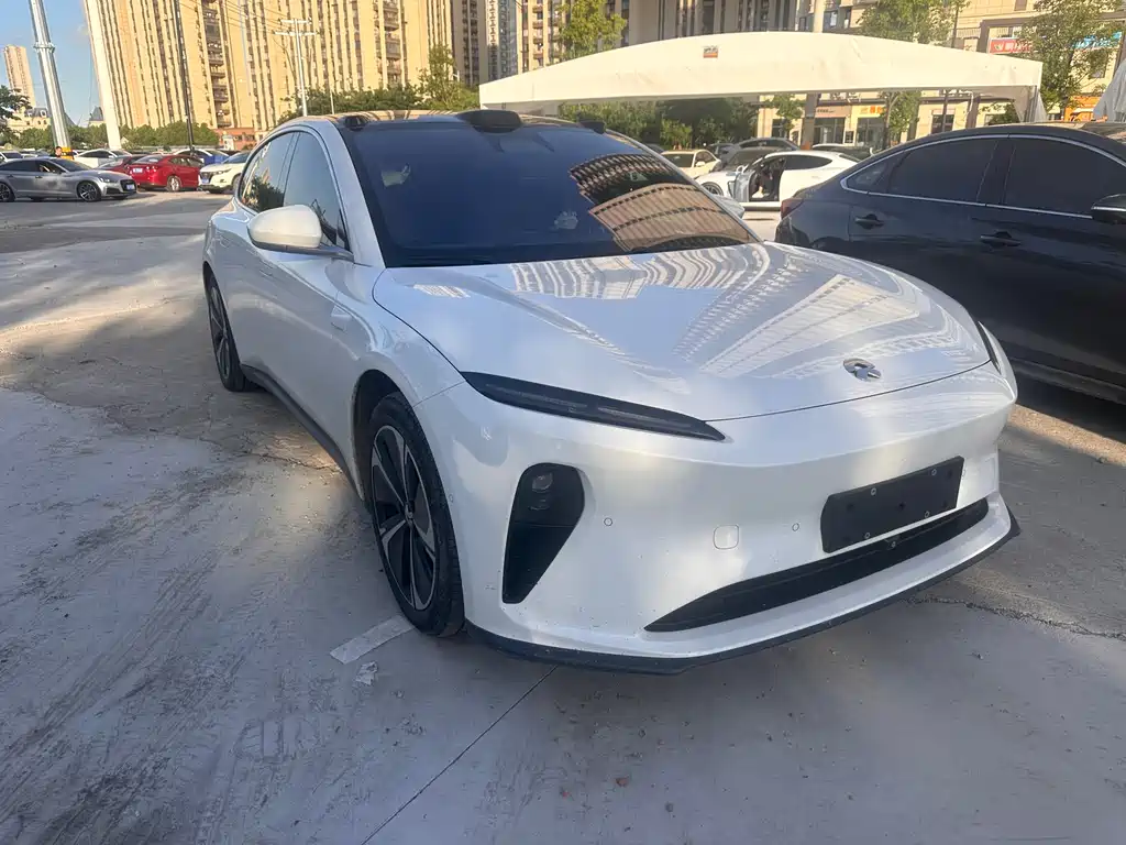 NIO ET5T 2024