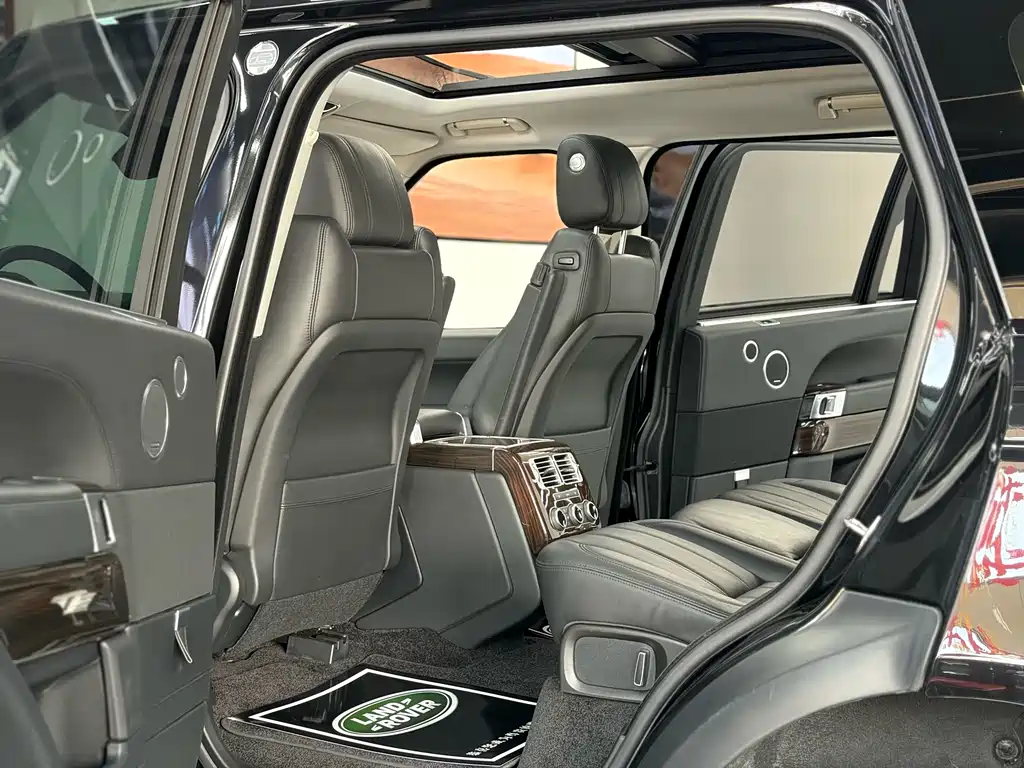 Land Rover Range Rover 2017 — фото 23