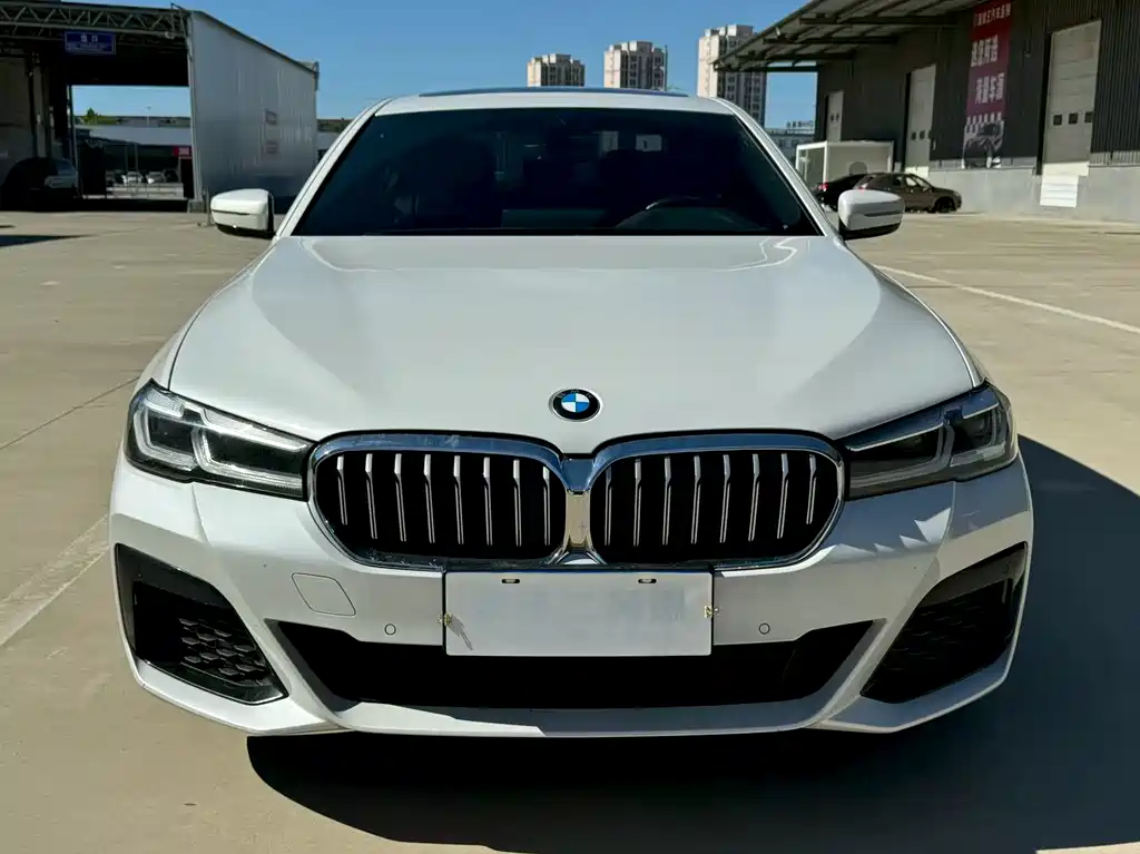 BMW 5 Series 2023