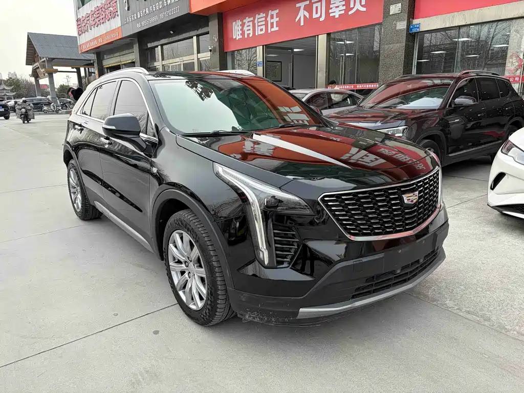 Cadillac XT4 2021 — фото 3