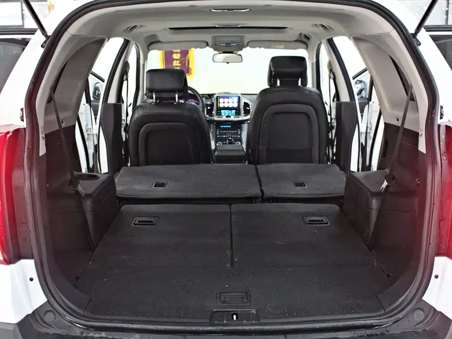Chevrolet Captiva 2017 — фото 15