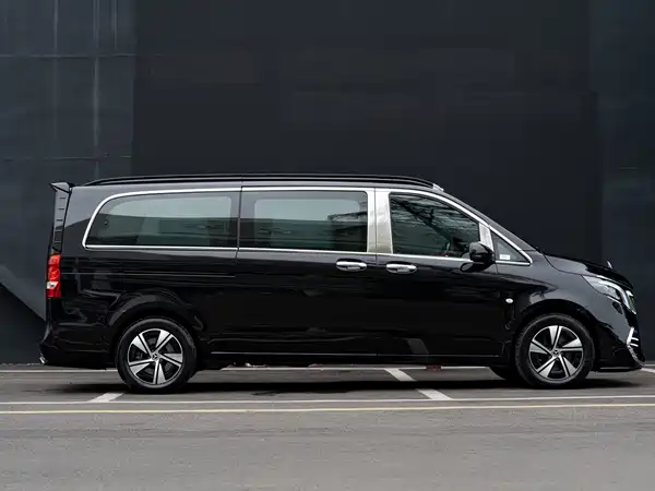 Mercedes-Benz Vito 2024