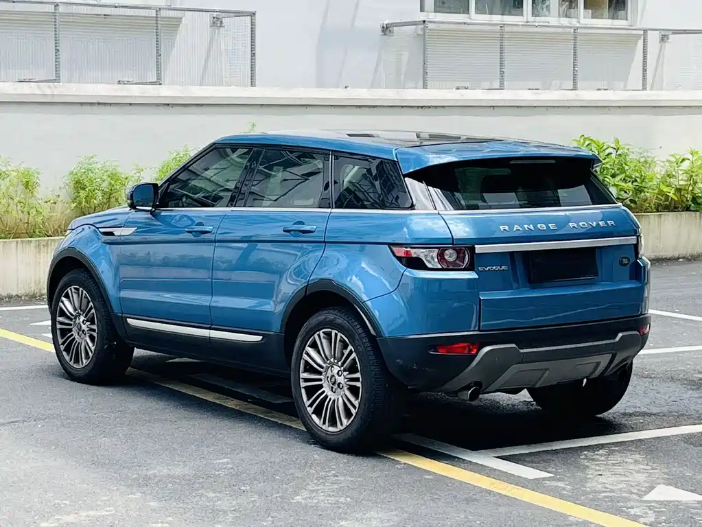 Land Rover Evoque 2014 — фото 18