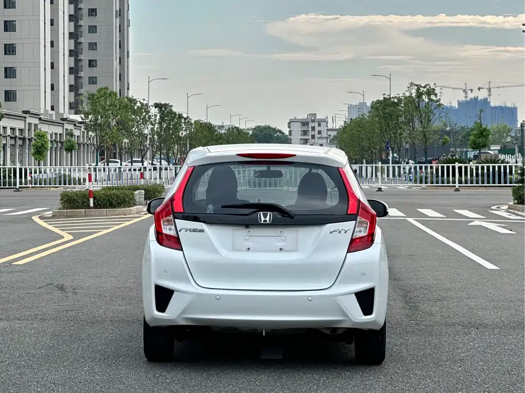 Honda Fit 2015
