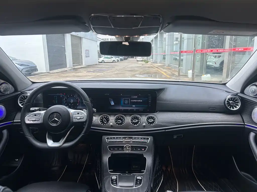 Mercedes-Benz E-Class 2020 — фото 8