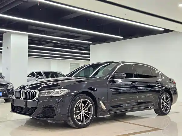 BMW 5 Series 2023