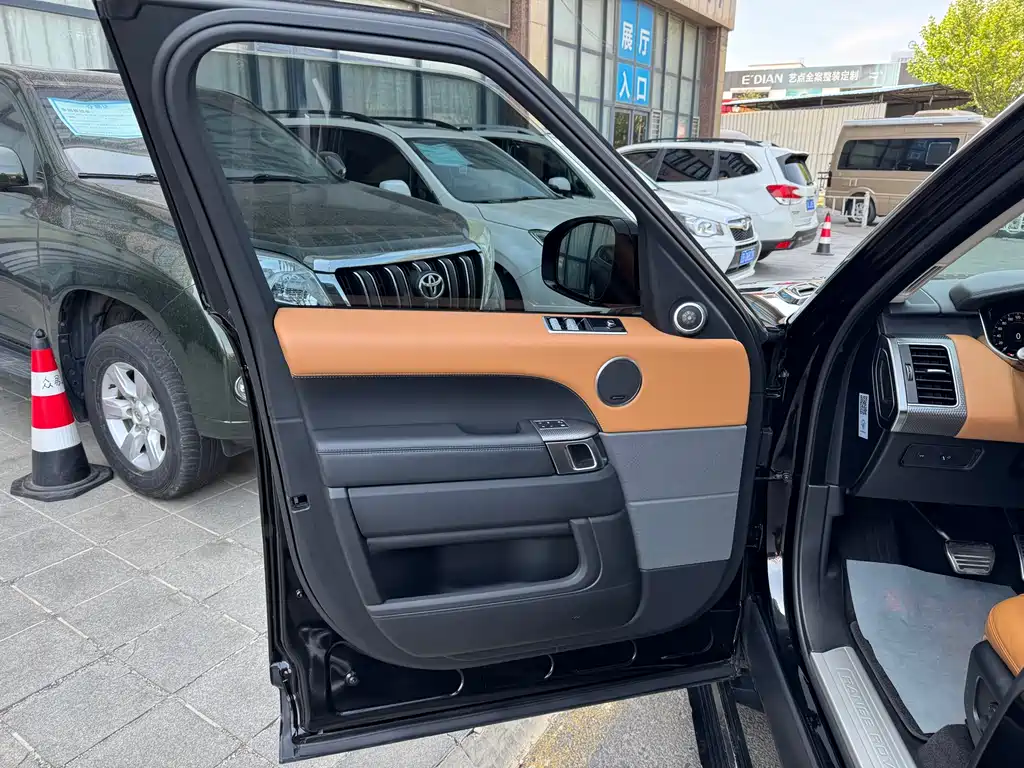 Land Rover Sport 2018 — фото 10