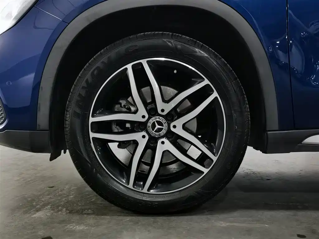 Mercedes-Benz GLA 2018 — фото 17