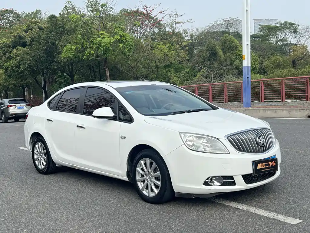 Buick Excelle 2015
