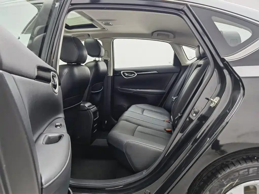 Nissan Sylphy 2019 — фото 15