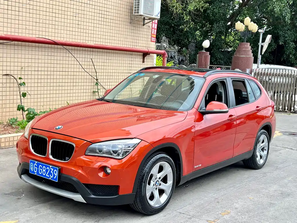 BMW X1 2013 — фото 1