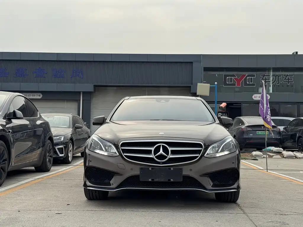 Mercedes-Benz E-Class 2015