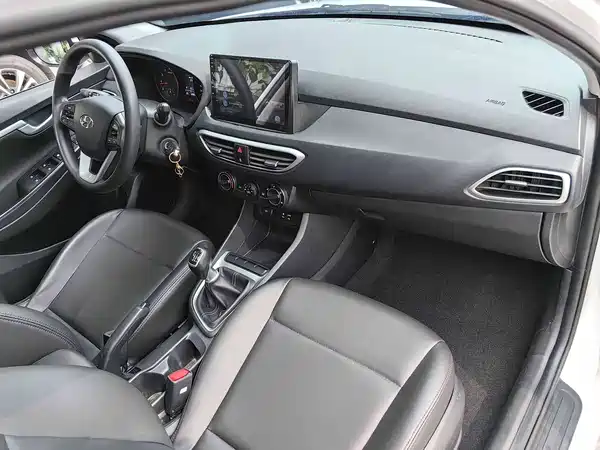 Hyundai Yuedong 2017