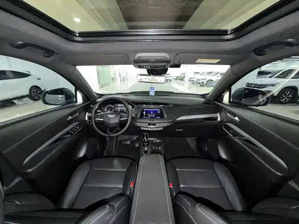 Cadillac XT4 2023