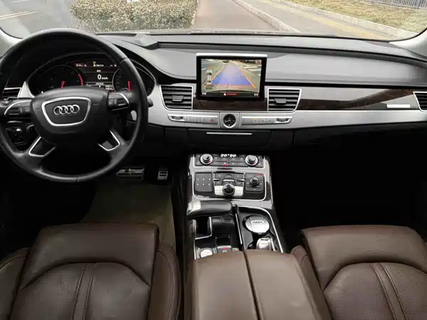 Audi A8 2014