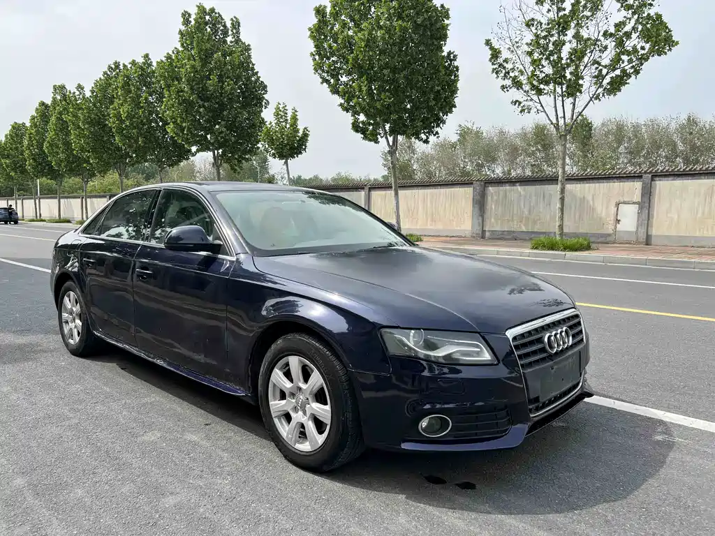 Audi A4L 2010