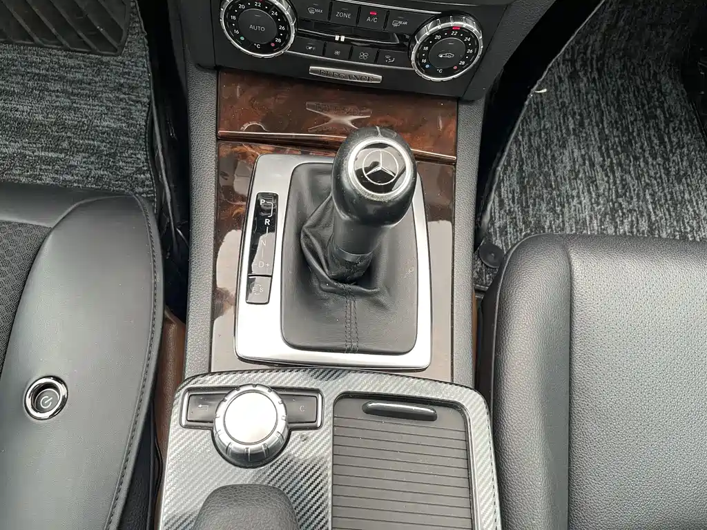 Mercedes-Benz C-Class 2013 — фото 11