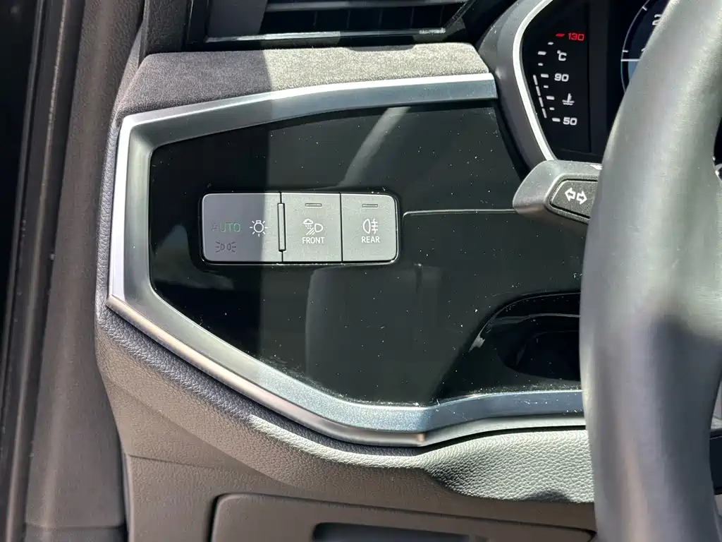Audi Q3 2021 — фото 29