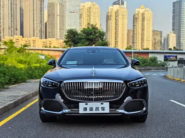 Mercedes-Benz Maybach S-Class 2025
