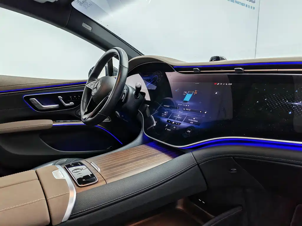 Mercedes-Benz EQS 2023 — фото 14