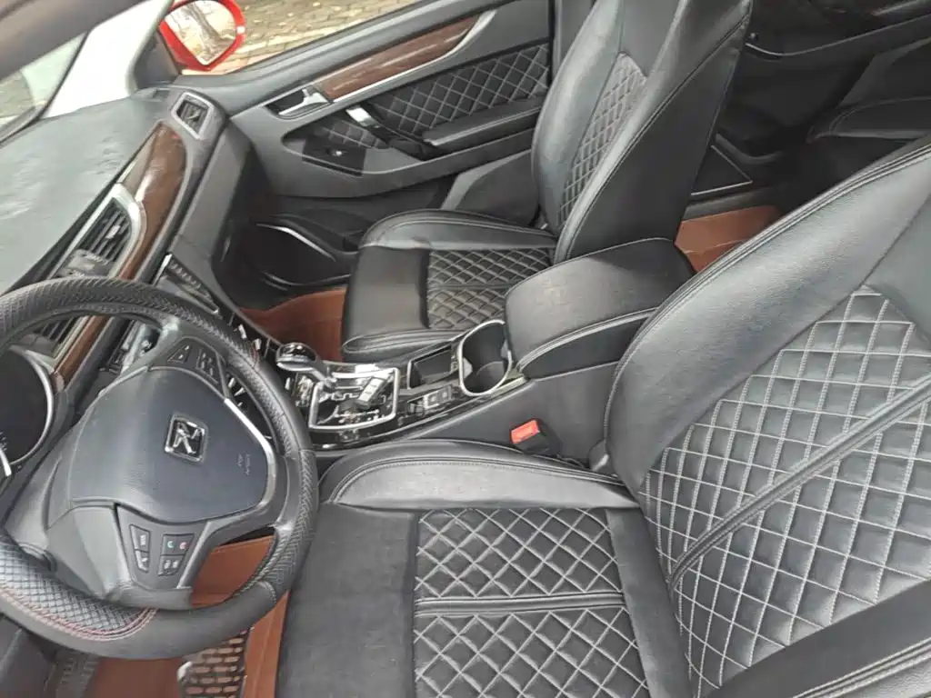 Zotye Z500 2015 — фото 15