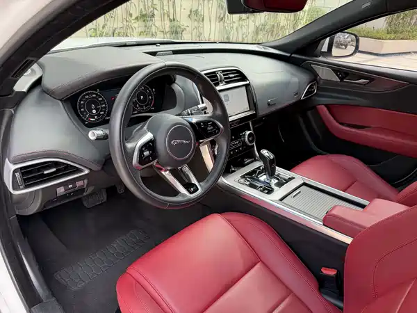 Jaguar XEL 2021