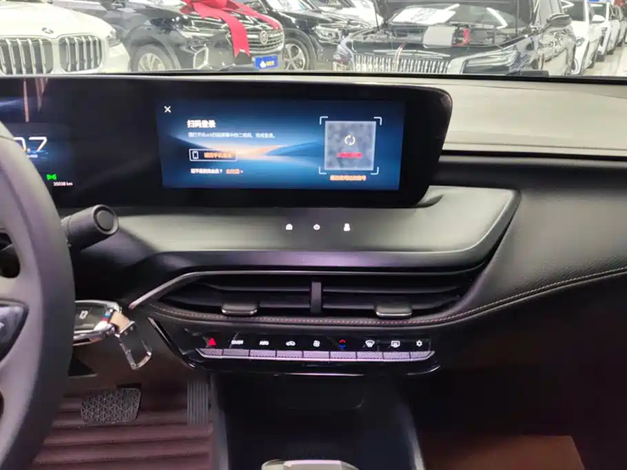 Buick Verano 2023 — фото 13
