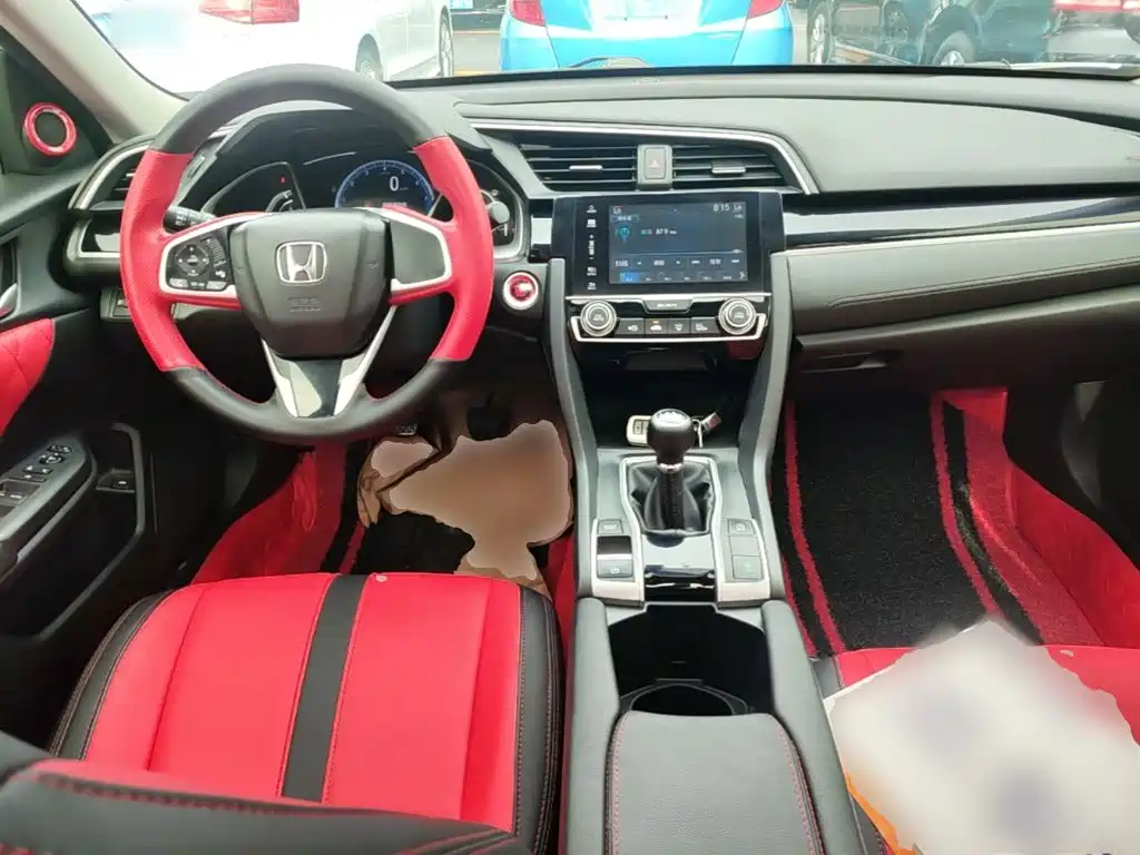 Honda Civic 2019 — фото 10