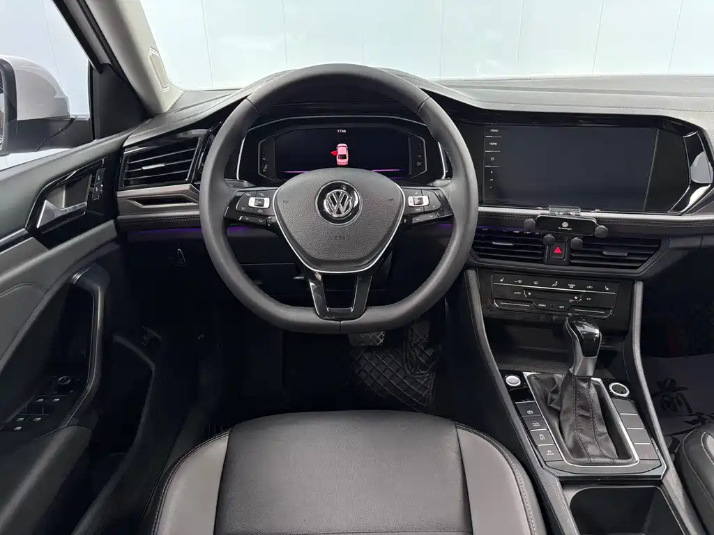 Volkswagen Sagitar 2022