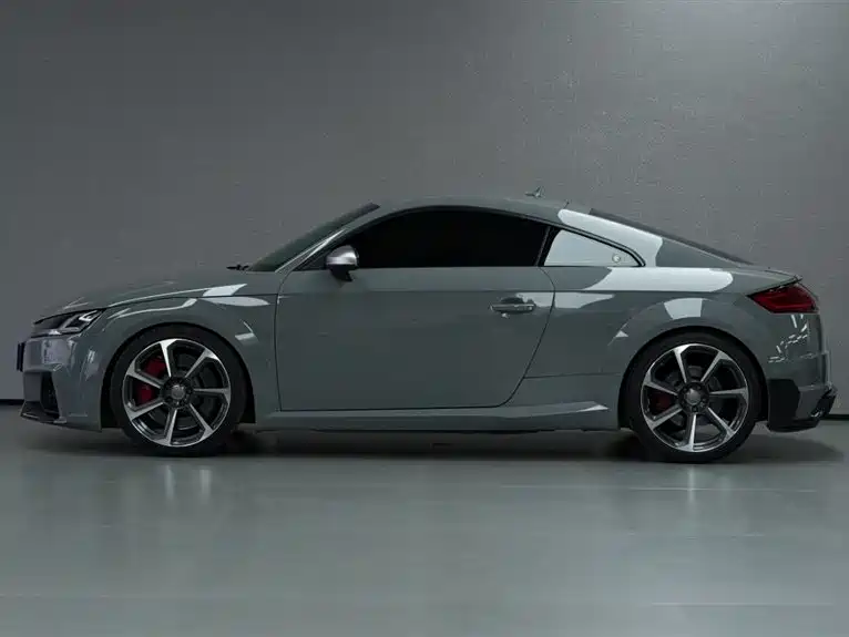 Audi TT RS 2018 — фото 8