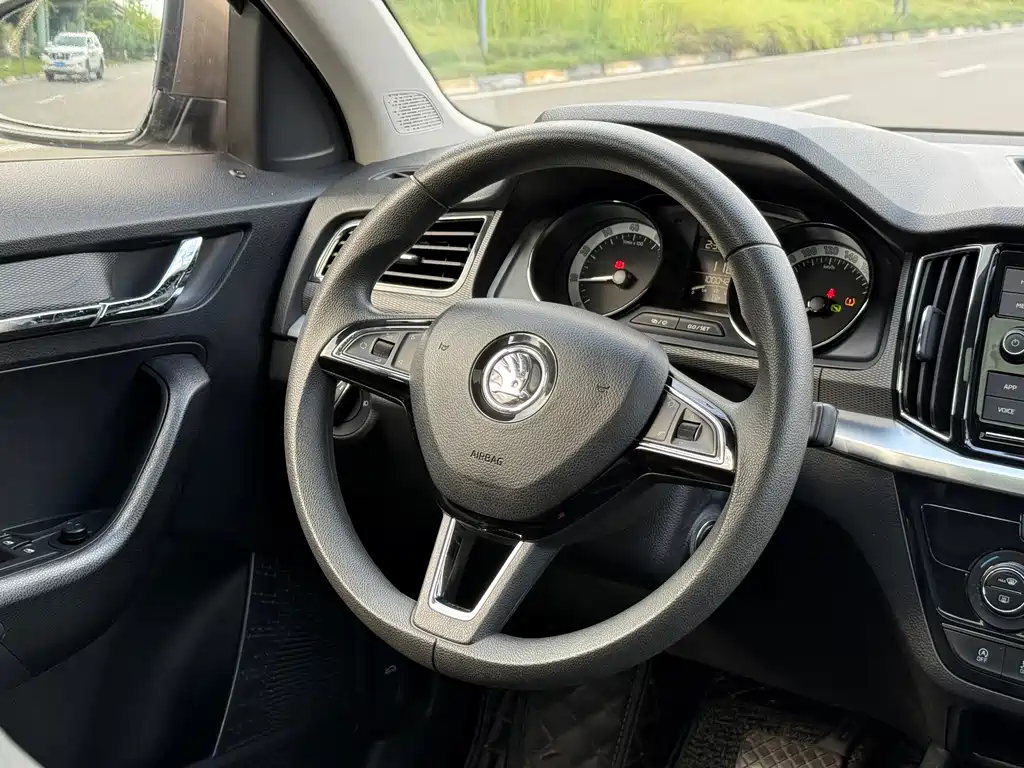 Skoda Kamiq 2020 — фото 13