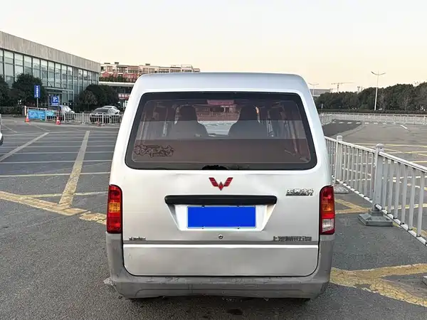 Wuling Sunshine 2015