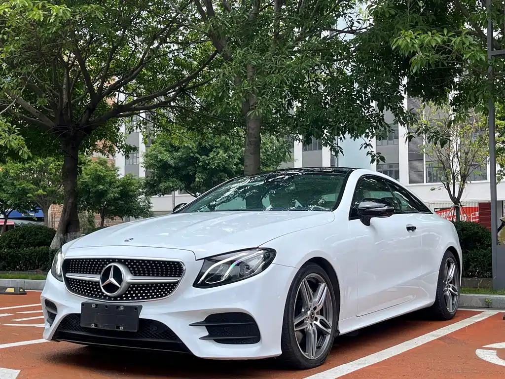 Mercedes-Benz E-Class 2017 — фото 1
